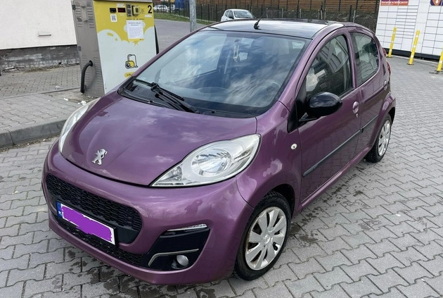 Peugeot 107 cena 17400 przebieg: 74900, rok produkcji 2013 z Toruń małe 11